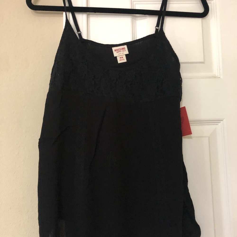 🛍💵 4/$25 NWT Mossimo Black Lace Top Tank
